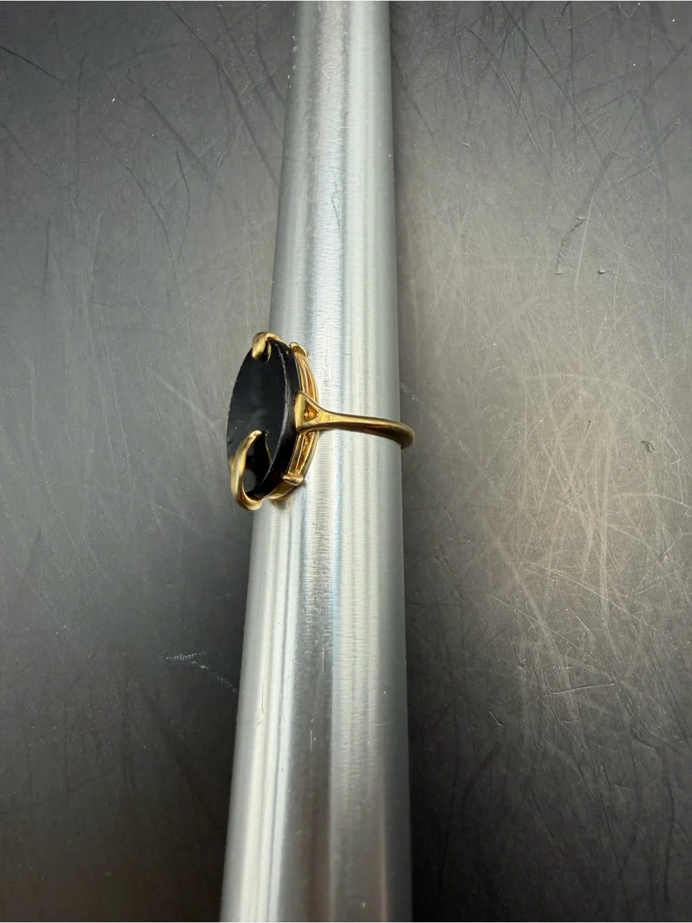 Vintage AVON Gold-Tone Black Onyx Marquise Ring size 7